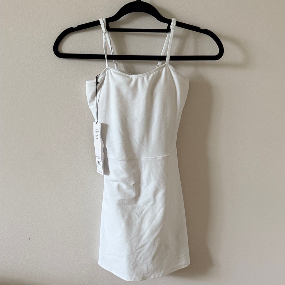 Alo alosoft courtside tennis dress size xxs NWT